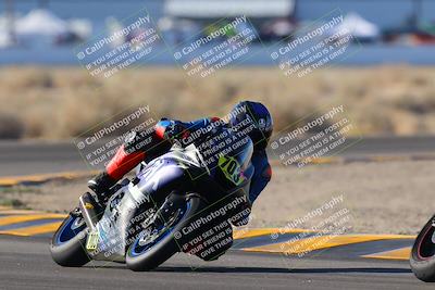 media/Oct-29-2022-CVMA (Sat) [[14c0aa3b66]]/Race 9 Amateur Supersport Middleweight/